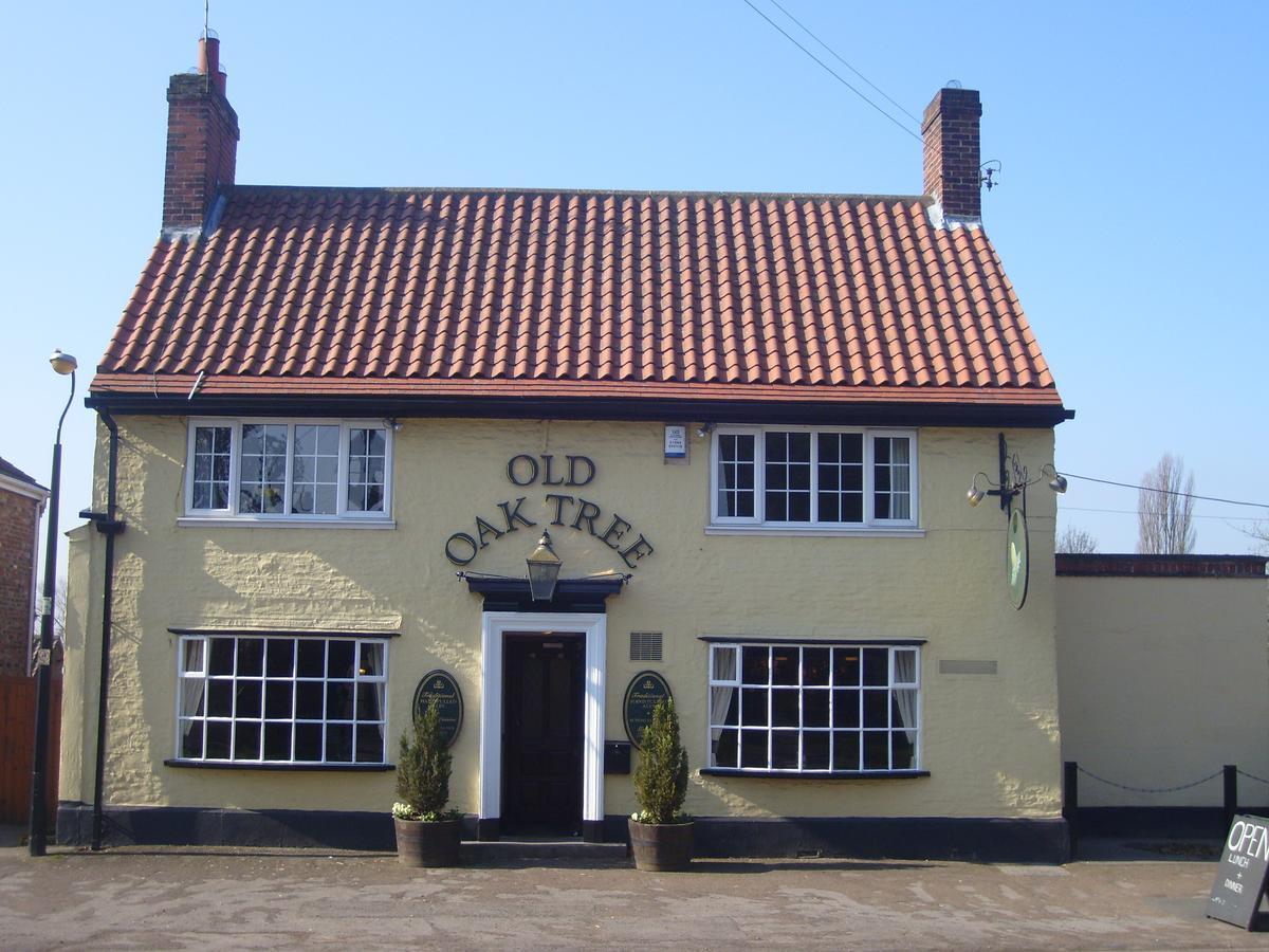 Old Oak Tree Hotel South Kilvington Bagian luar foto