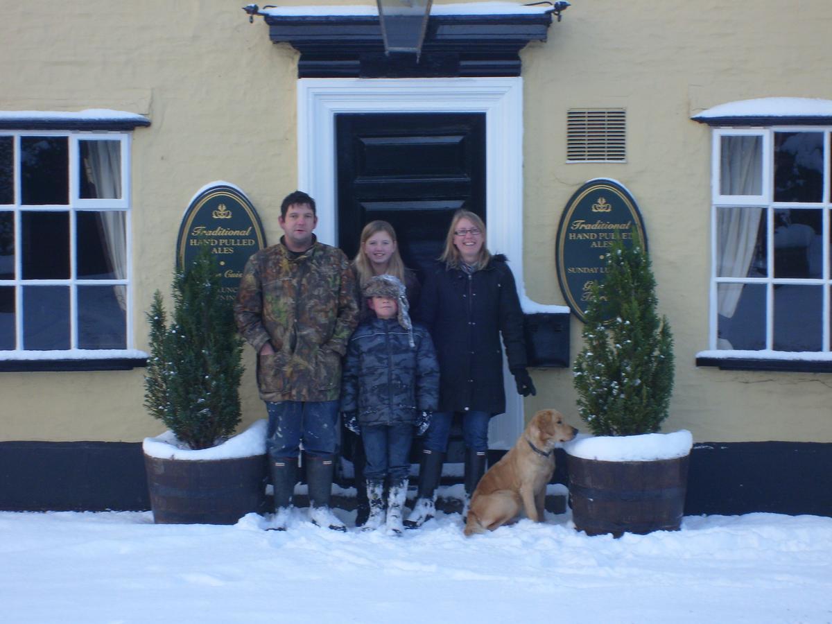 Old Oak Tree Hotel South Kilvington Bagian luar foto